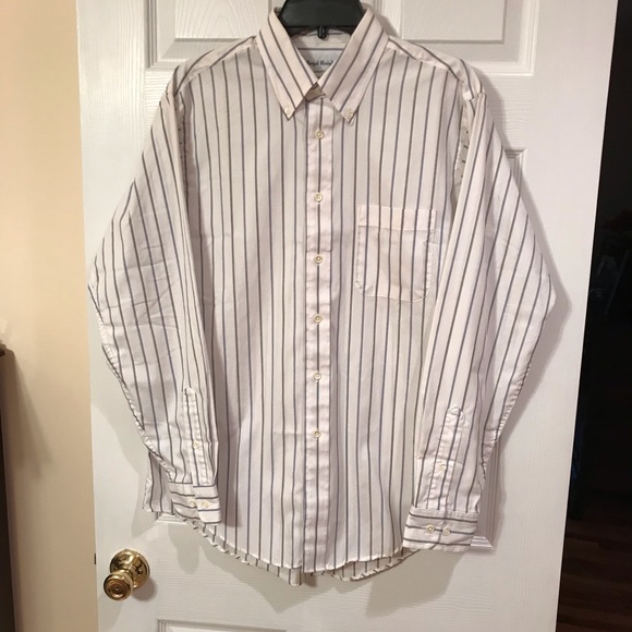 Royal Knight Other - Royal Knight Men's Dress Shirt Size 16 34/35